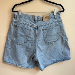Retro Lee Denim Boyfriend Shorts - vintage size 16p fit like Large